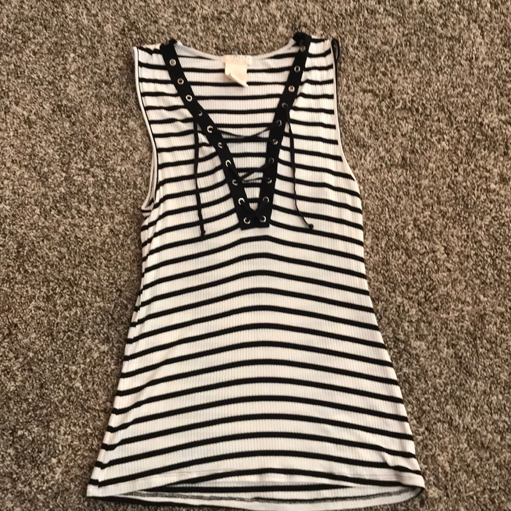 Love on Tap sleeveless Black and White Shirt